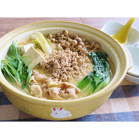 【濃いアーモンドミルクレシピ】アーモンドミルクの胡麻坦々鍋