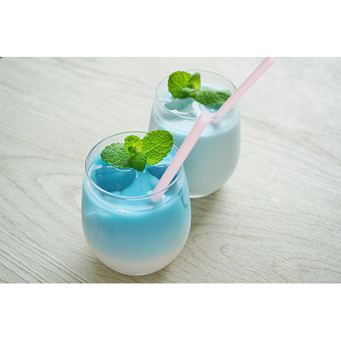 【濃いアーモンドミルクレシピ】バタフライピーアーモンドミルクラテ