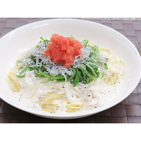 【濃いアーモンドミルクレシピ】アーモンドミルクとシラスのパスタ