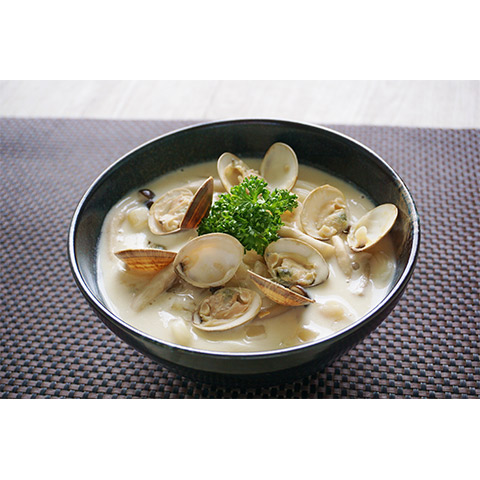 【濃いアーモンドミルクレシピ】アーモンドミルクのクラムチャウダーうどん