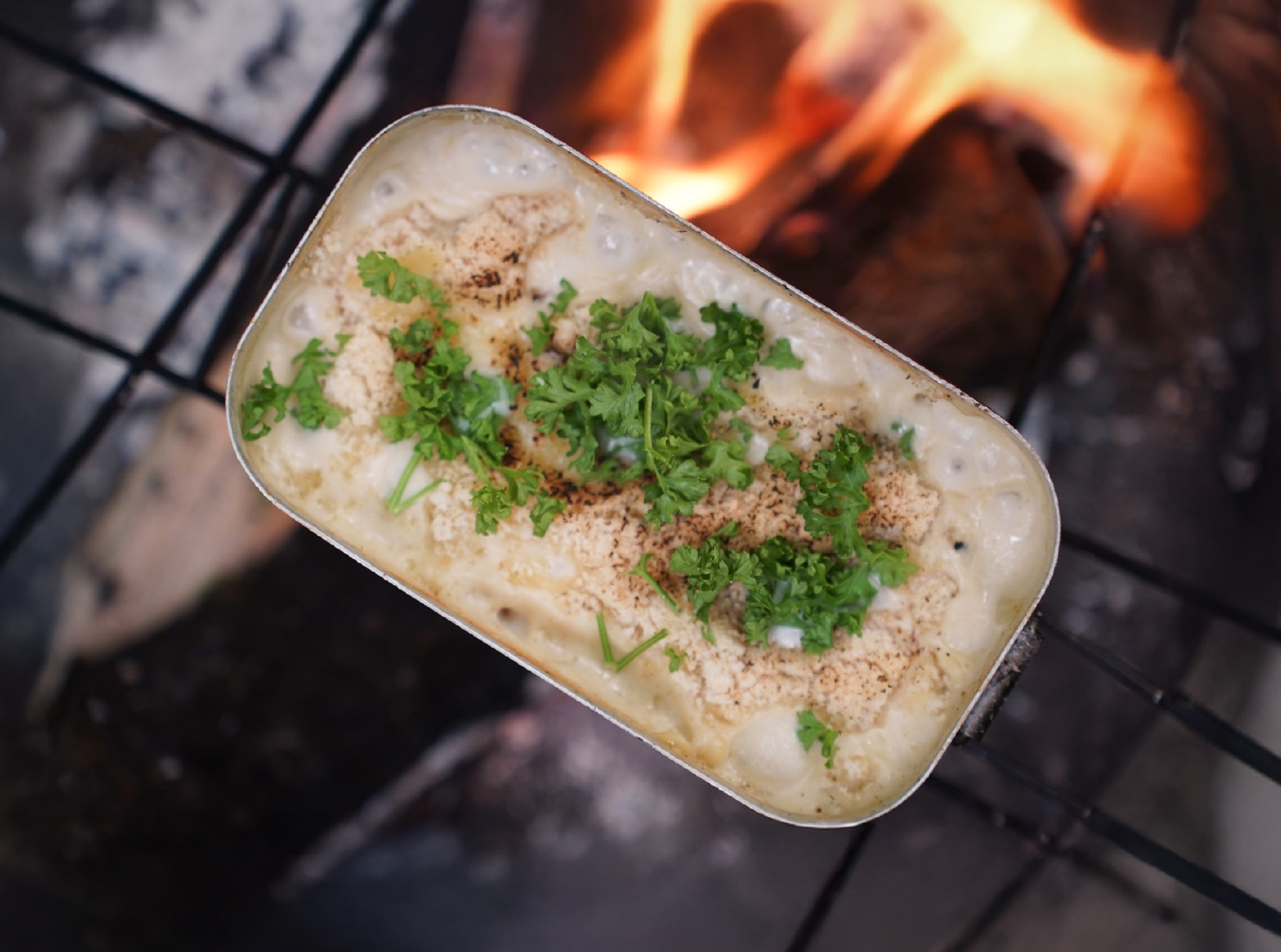 【アウトドア飯】メスティンでつくるマカロニグラタン